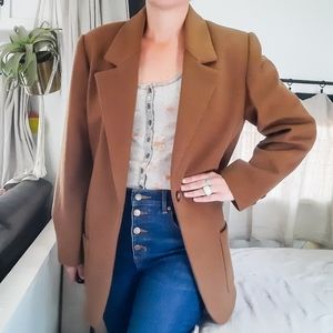Lands End Blazer. Tan/ brown in color. Beautiful fall 🍃🍂 blazer Wool/ cashmer